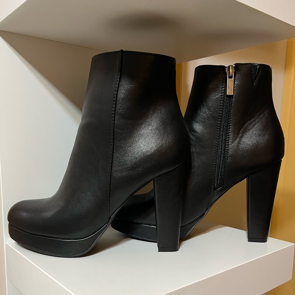 Platform boots